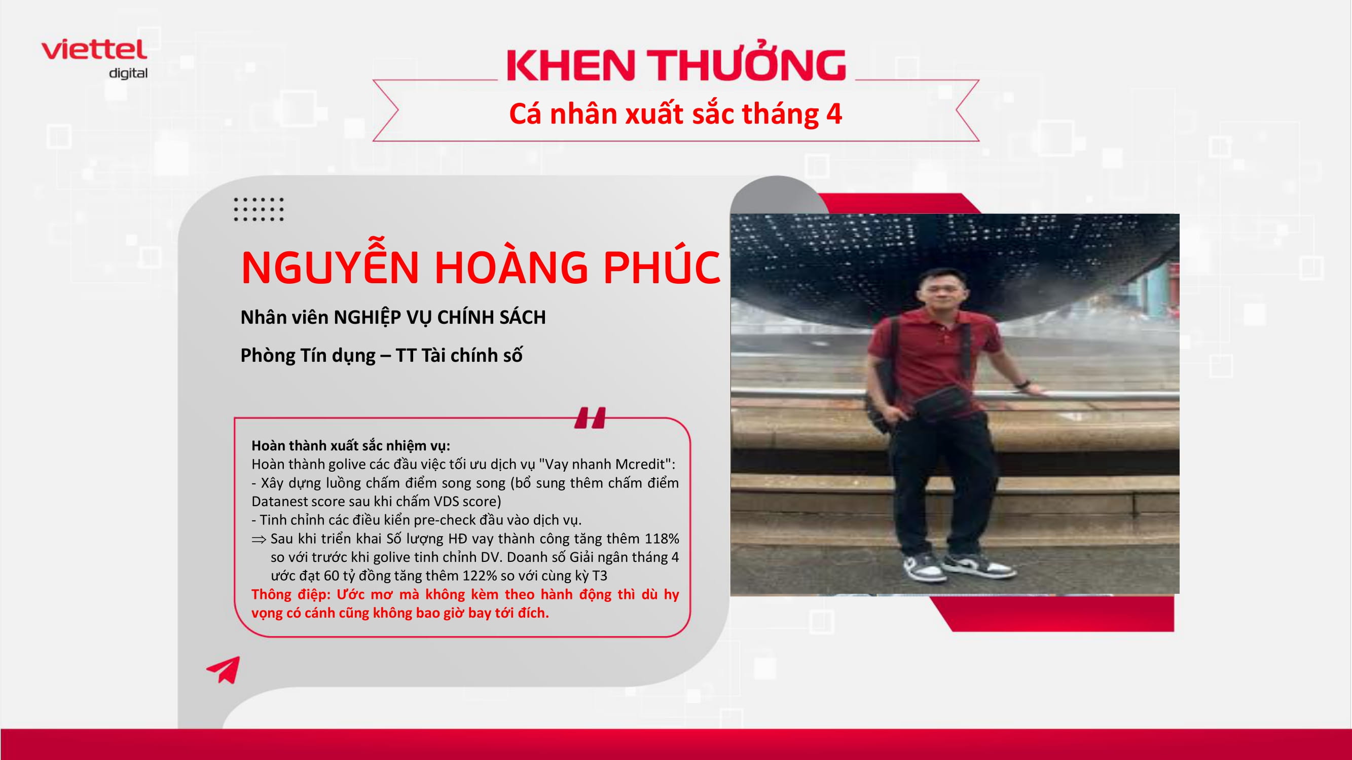 Khen_thưởng_cá_nhân_xuất_sắc_Nguyễn_Hoàng_Phúc_1
